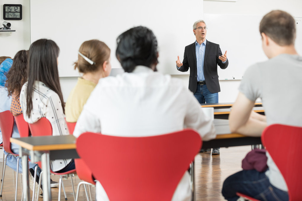 Infos für Masterstudentinnen und -studenten